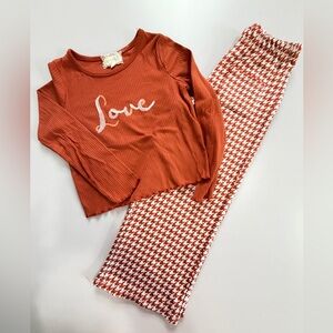 btween Orange 'Love' Top and Orange Houndstooth Pants Kids Matching Set
